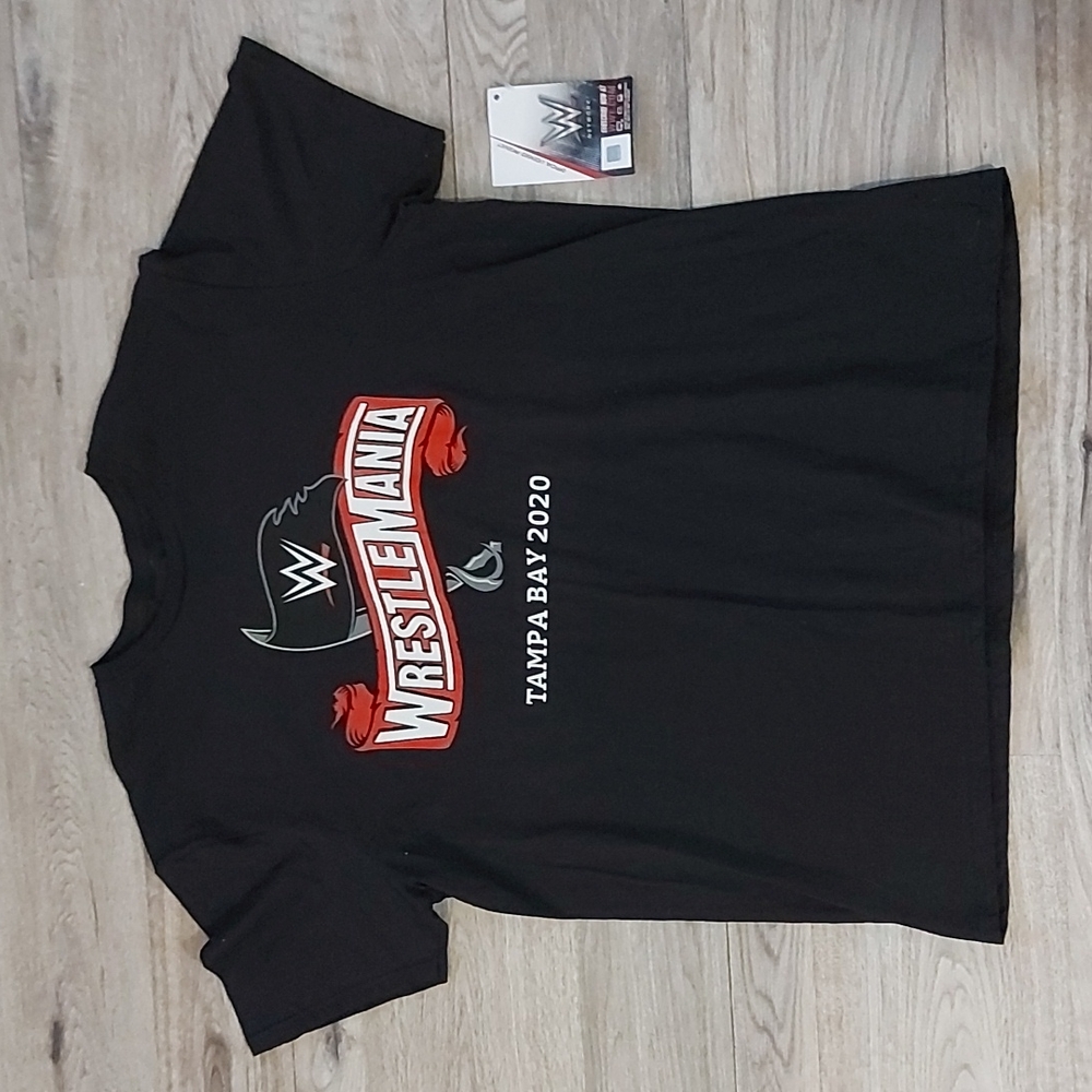 WWE WrestleMania Tampa Bay 2020 T Shirt NWT Size XL